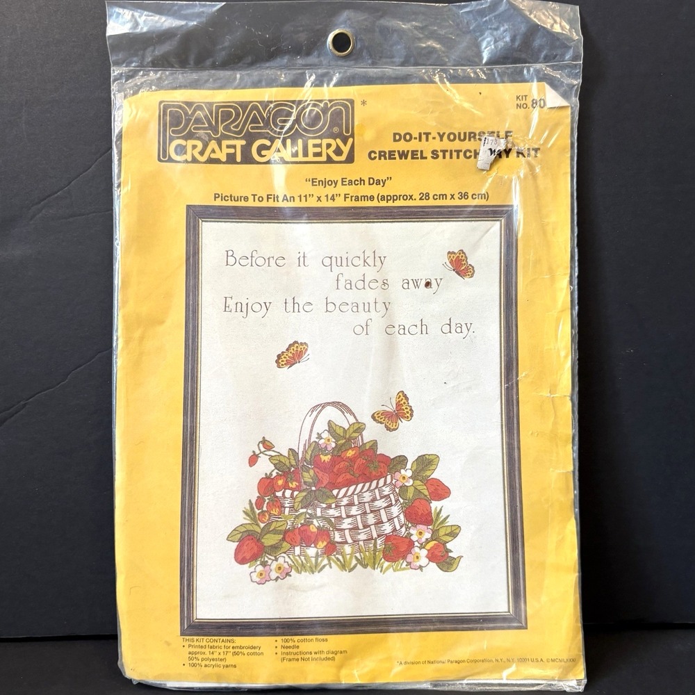 Vintage Paragon Craft Gallery Crewel Kit Enjoy Each Day 11x14" Strawberries